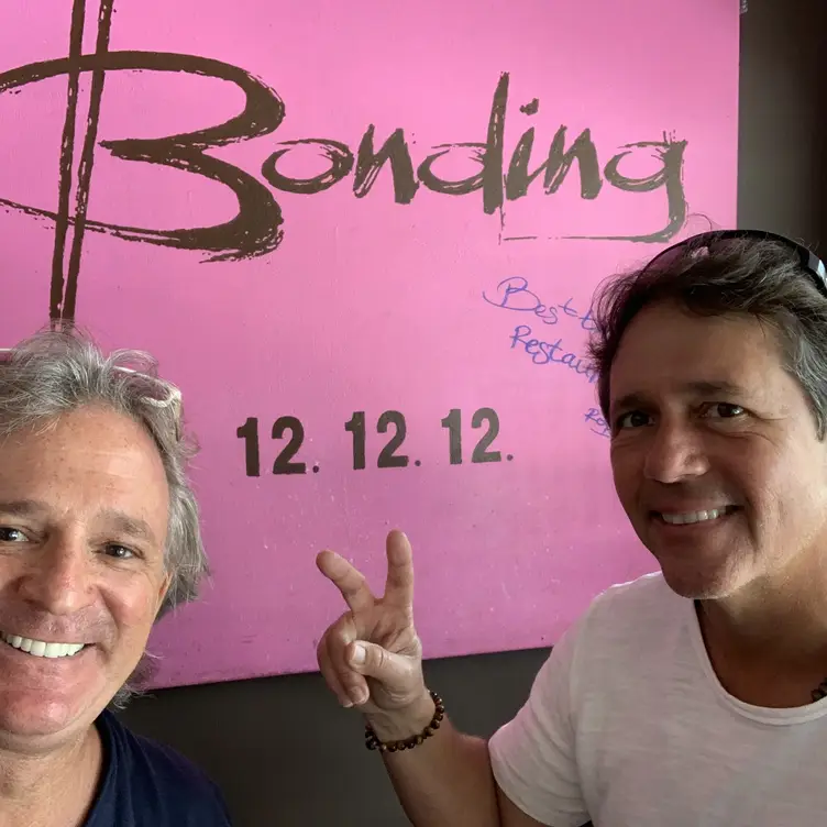 Bonding customer and friend - Bonding, Miami, FL