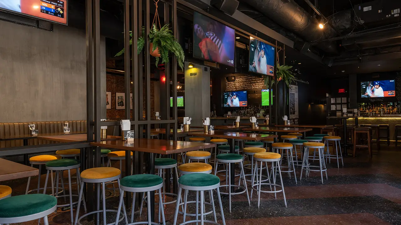 Cinema Public House, Vancouver, BC