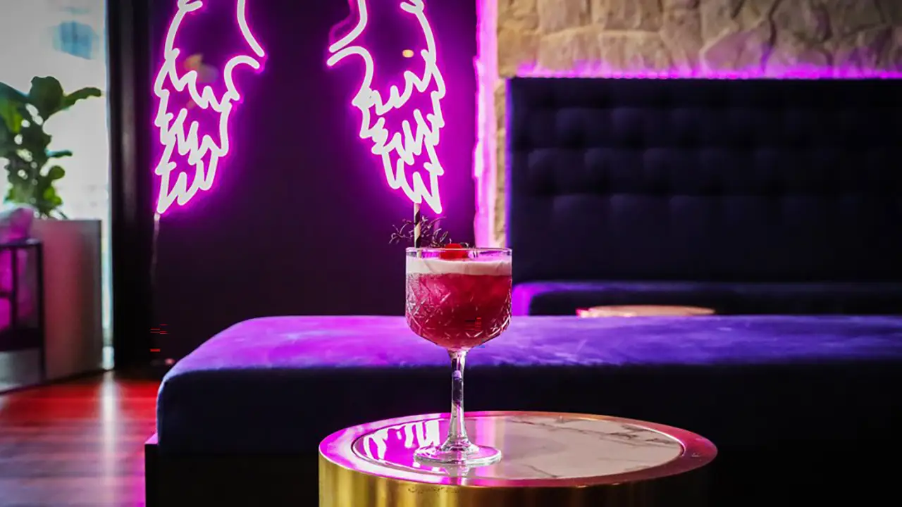 Chameleon Lounge Bar, Broadbeach, AU-QLD