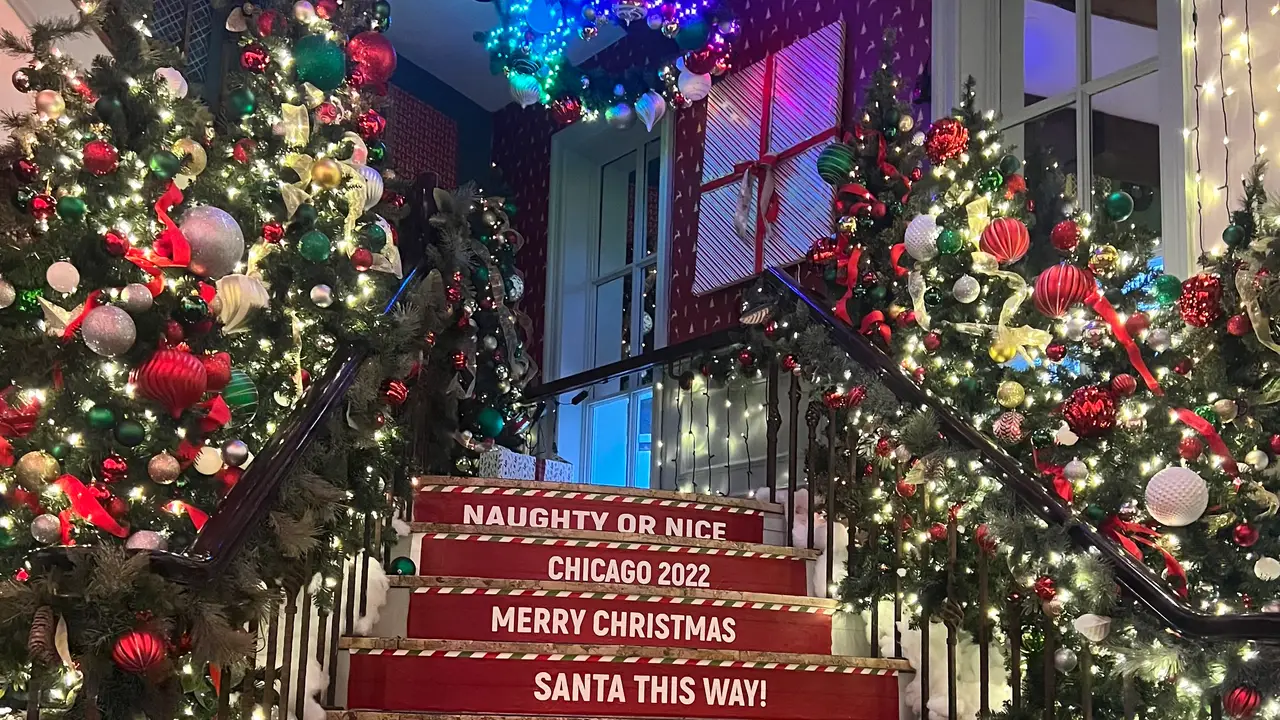 Nutcracker Christmas Pop-Up Bar & Hotel, Chicago, IL