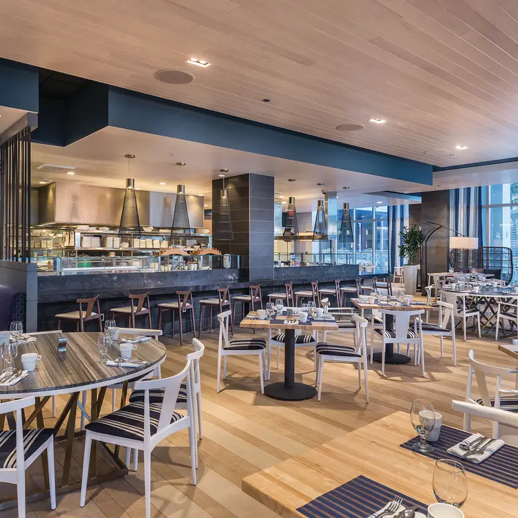 Ocean Hai Restaurant - Wyndham Hotel, Clearwater, FL