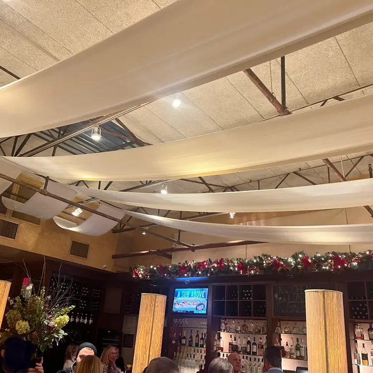 West End Cafe, Carle Place, NY
