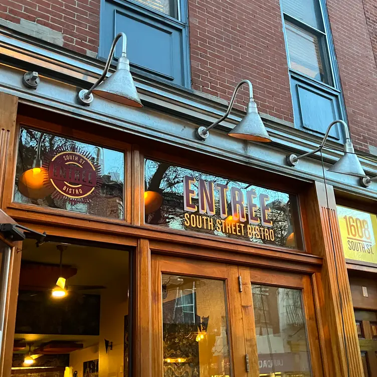 Entree BYOB, Philadelphia, PA