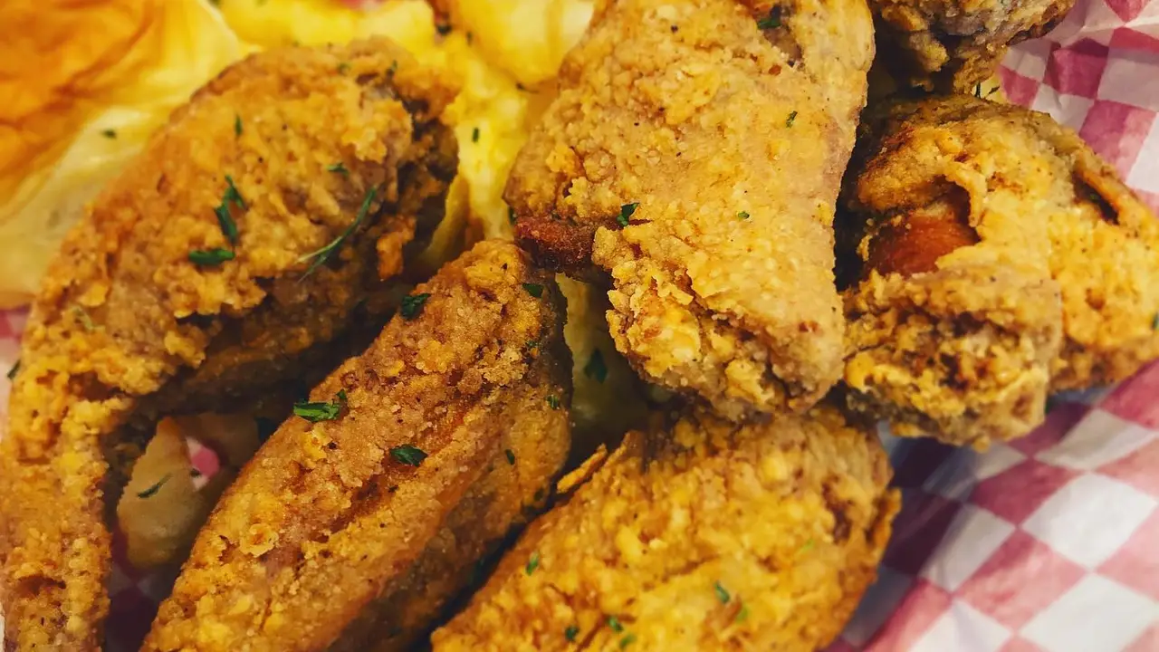 Swamp Chicken, you just can't eat one! - SWAMP CHICKEN Mo City, Missouri City, TX