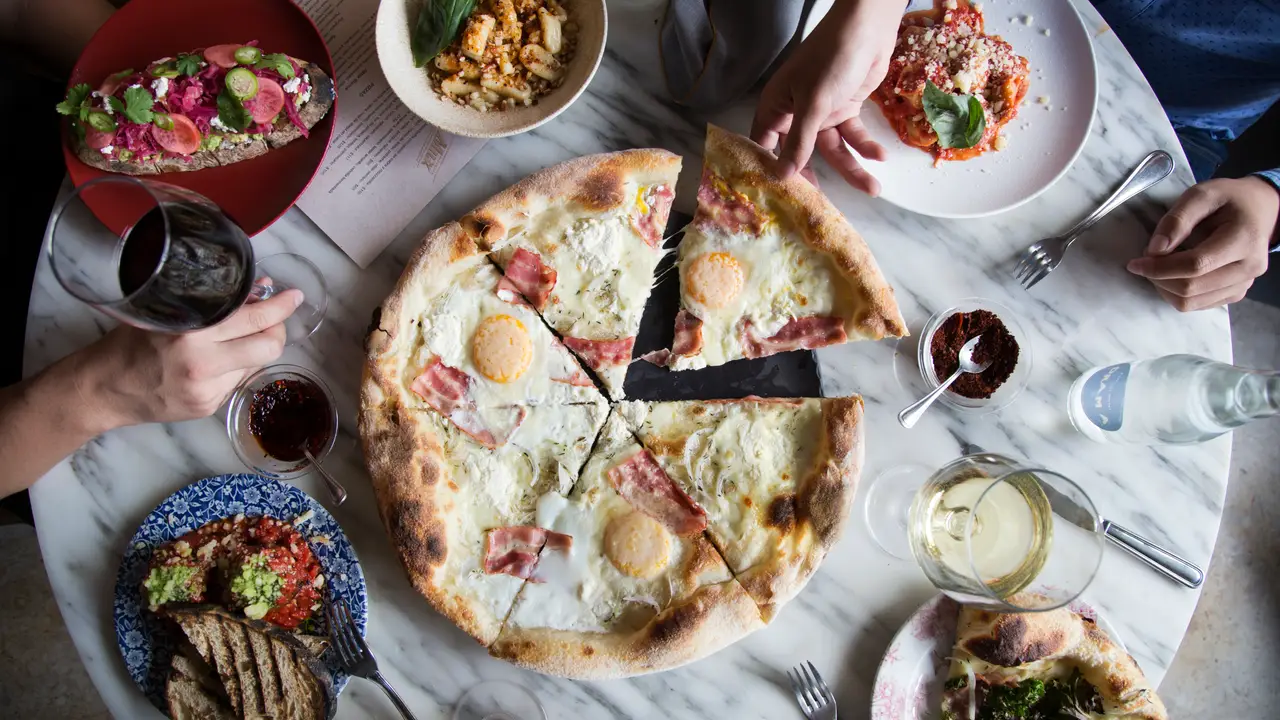 Milk Pizzeria - Metropolitan, San Pedro Garza García, NLE