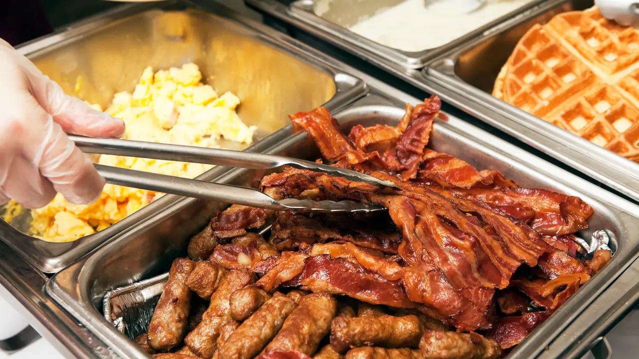 Brunch Buffett - Shade Pub and Nightclub, Jackson, MS
