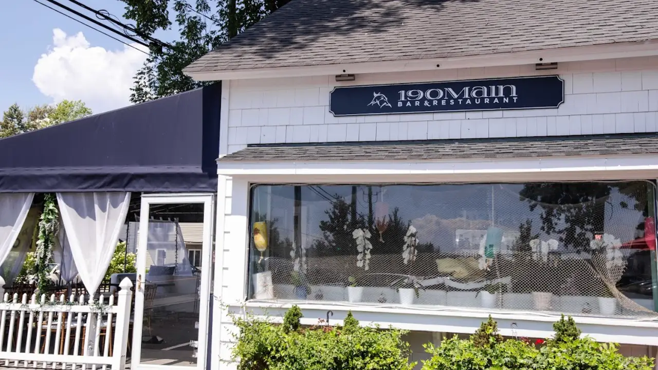190 Main bar and  restaurant, Westport, CT