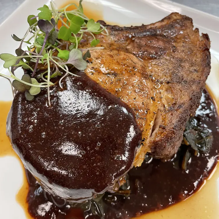 Aaron's Pork Chop - Meridian, Indianapolis, IN