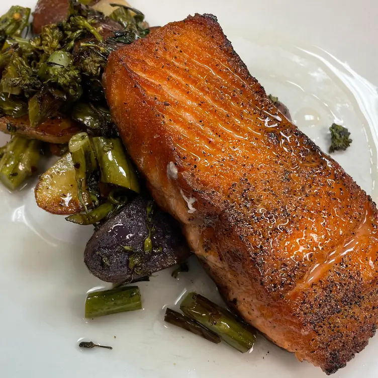 Ora King Salmon - Meridian, Indianapolis, IN