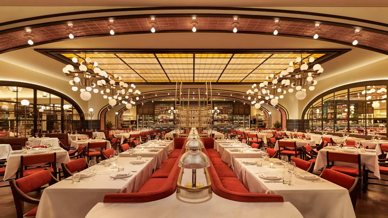 Main Dining Room  - Le Select Brasserie, Chicago, IL