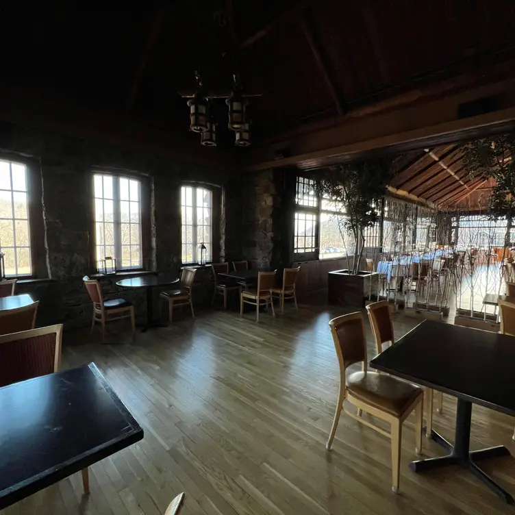 Cariboo Room - Available for Reservation  - Restaurant 1915 and Blue Roof Tapas Bar - Bear Mountain, Bear Mountain, NY