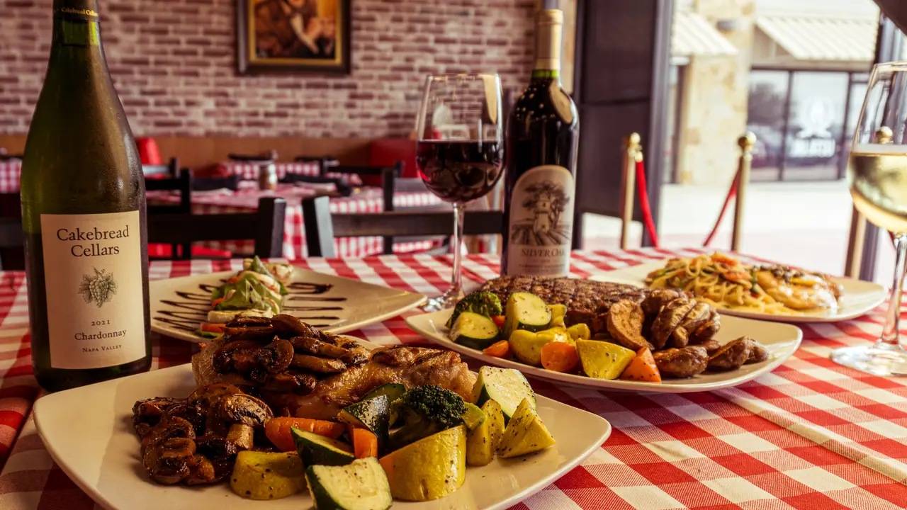 New York-style Italian food with full bar! - Frankie's Italian Kitchen, Richmond, TX