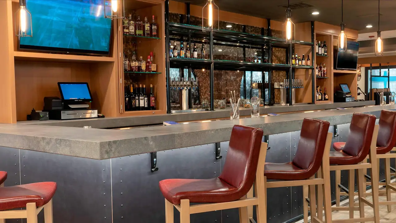 Lift Restaurant & Lounge, Kalamazoo, MI