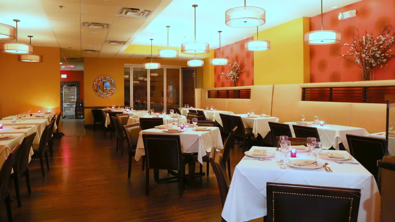 Refined atmosphere at Mantra Restaurant JerseyCity - Mantra Restaurant - Jersey City NJ Jersey City