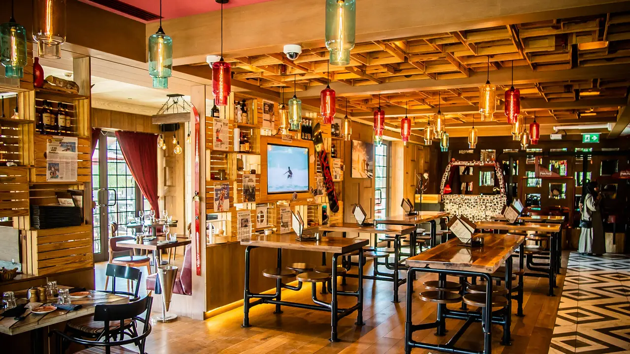 Publique, Dubai, Dubai