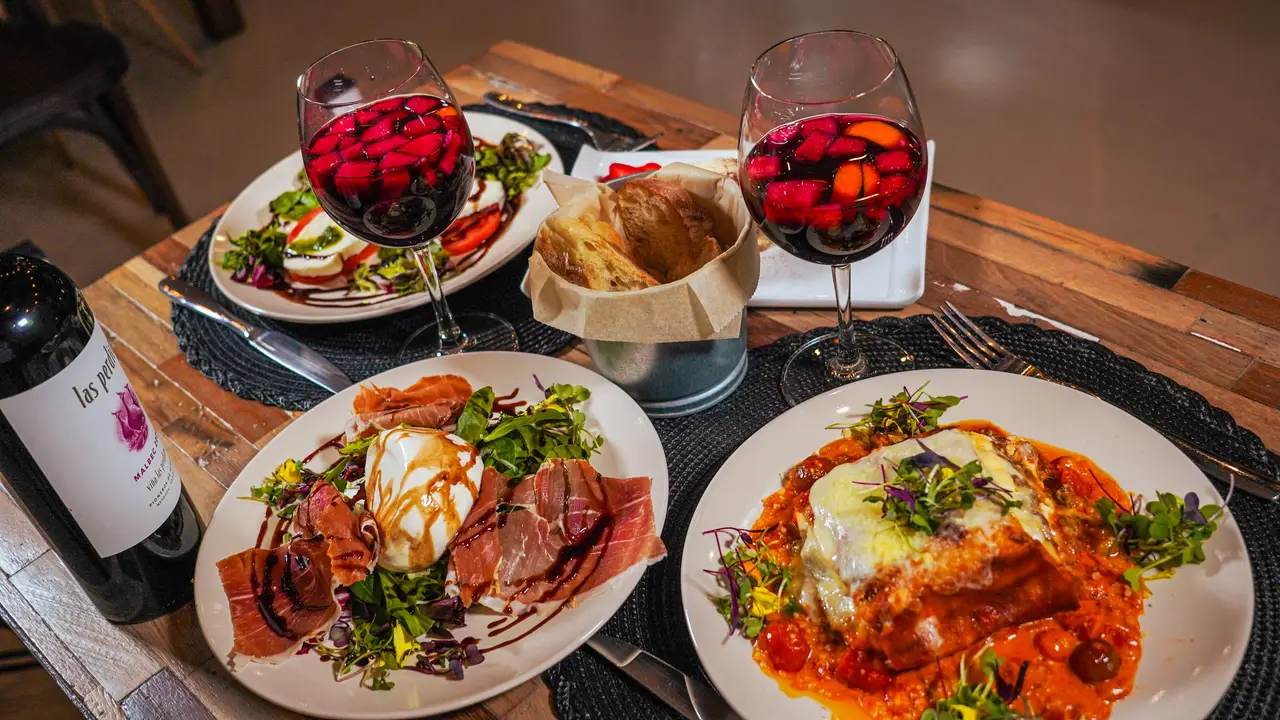 One Café Italian Bistro, Miami, FL