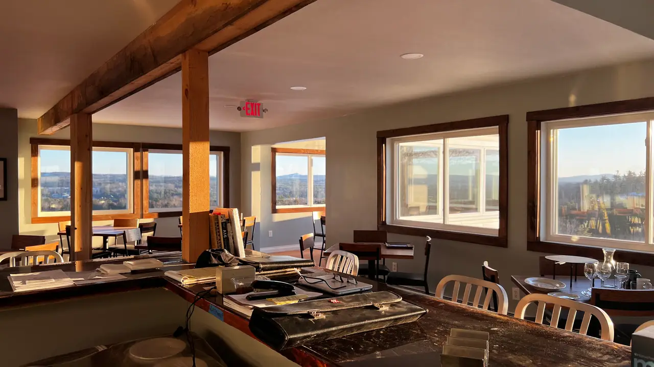Stunning Suncook River Valley Views - Over The Moon Farmstead, Pittsfield, NH