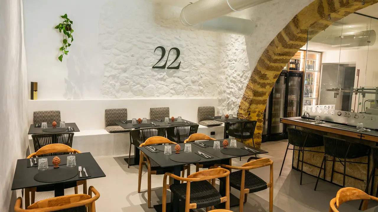 22 Cucina Isolana, Cefalù, Sicilia