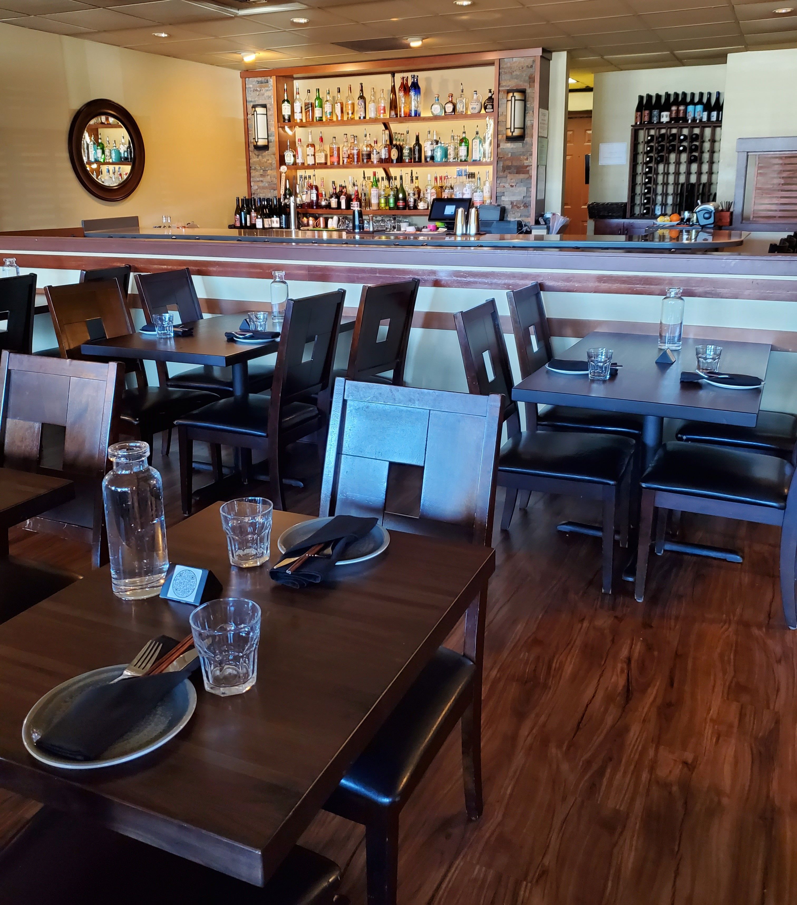 Bar Dojo - Edmonds interior