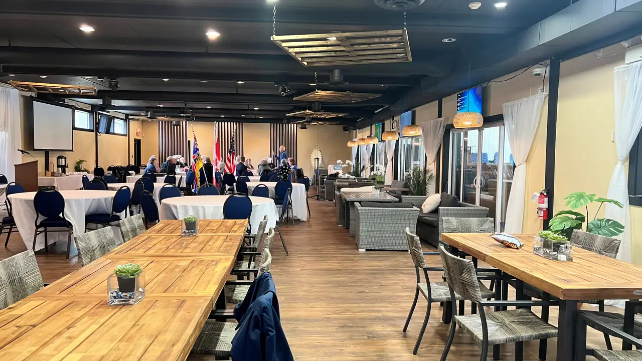 Delta Palms Bar & Grill, Delta, BC