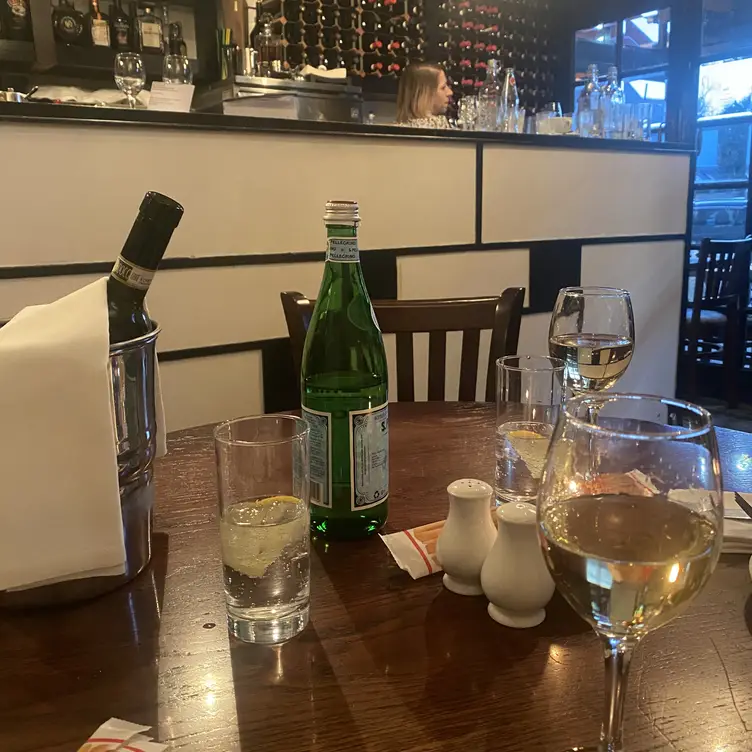 Q Verde, London, 