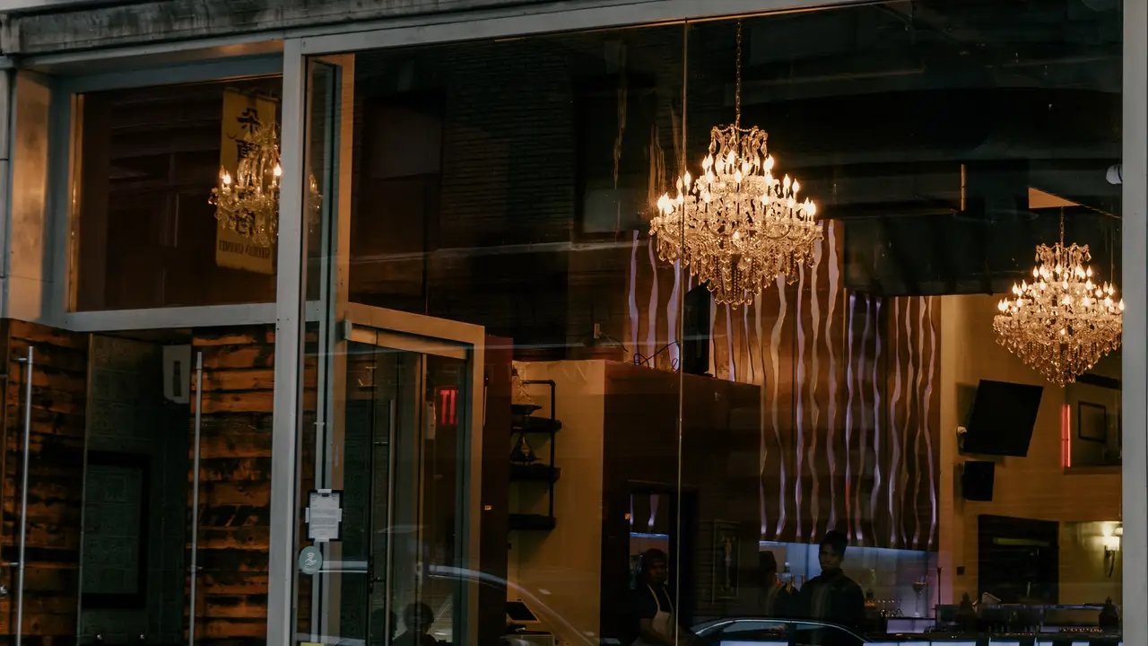 Glatt Kosher Restaurant  - Dar Yemma Kosher, New York, NY