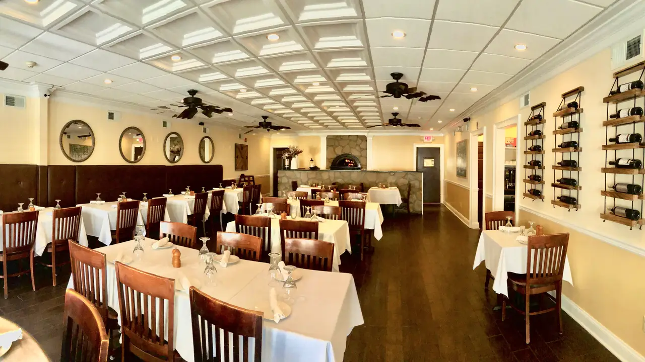 Casa Di Pietro, Kenilworth, NJ