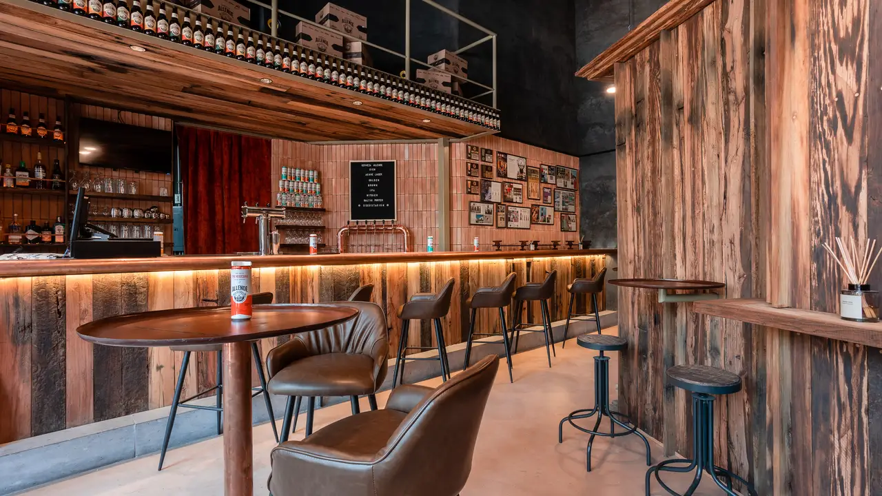 Cervecería Allende Tap room - Cerveceria Allende Taproom, San Miguel de Allende, GUA