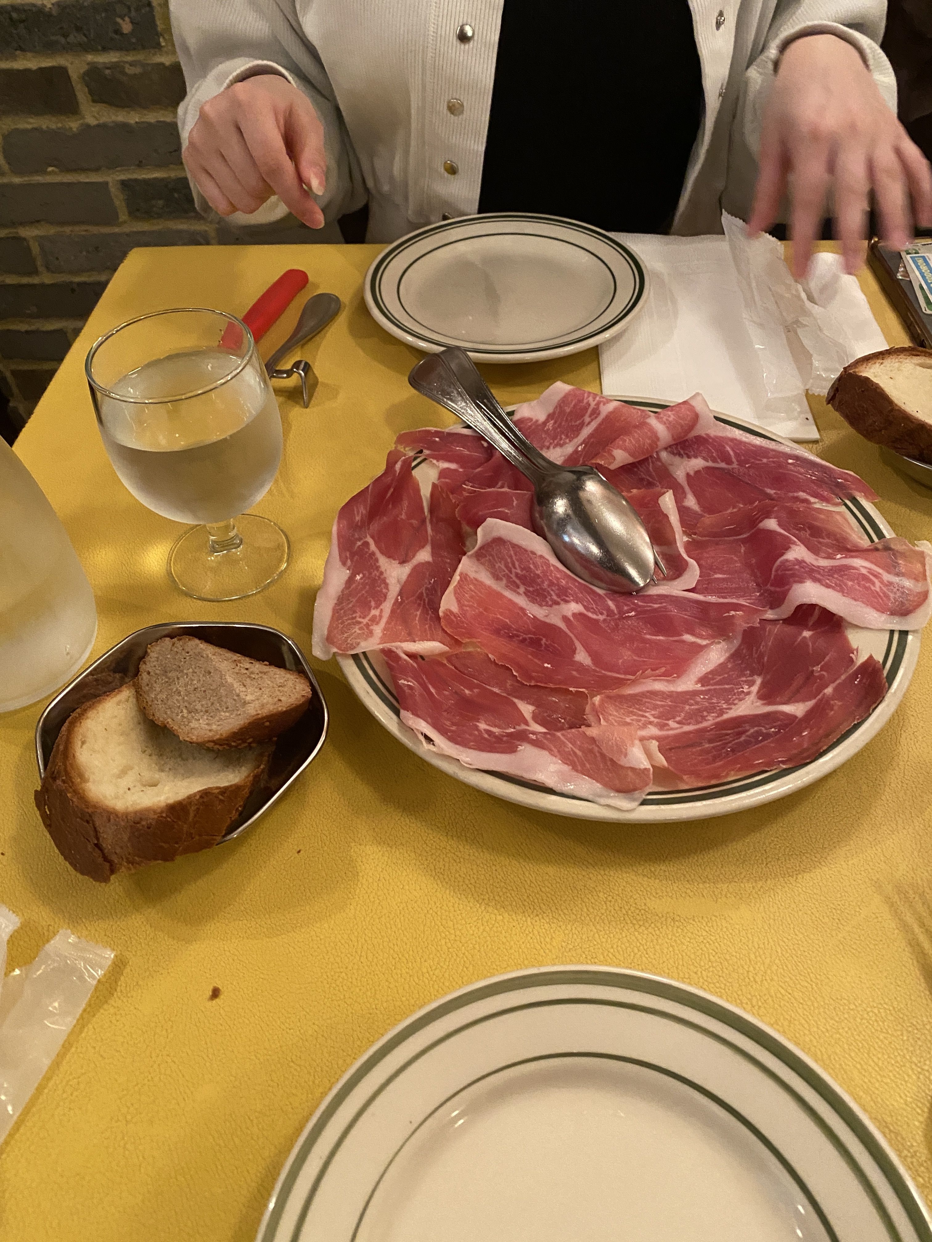 バンデルオーラ​ レストラン - Tokyo, 13 | OpenTable