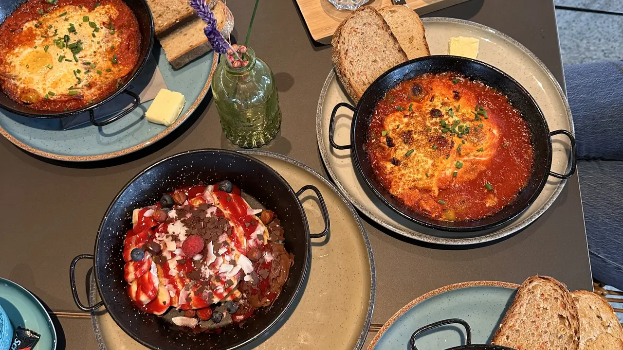 Noah’s & Zoe’s Place - Café. Deli. Bar / Datteln, Datteln, NW