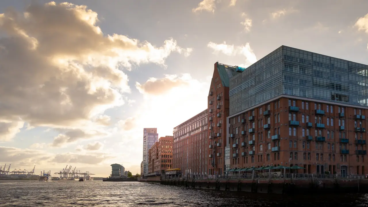 GINN Restaurant & Bar Hamburg Elbspeicher, Hamburg, HH