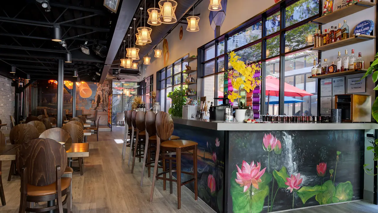 Yi Peng Thai Dining, Houston, TX