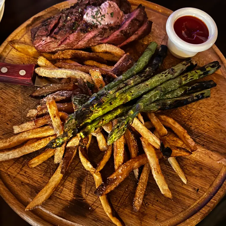 Demetri's Woodstone Taverna, Edmonds, WA