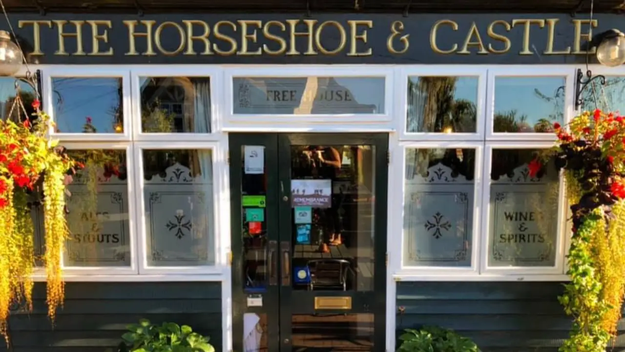 Horseshoe and Castle, Rochester, Medway