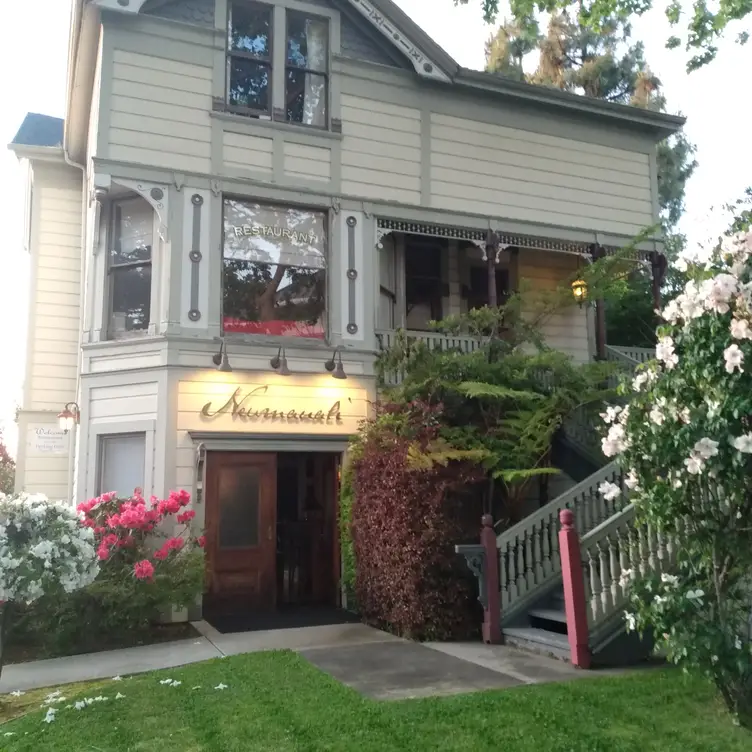 Neumanali, Hayward, CA