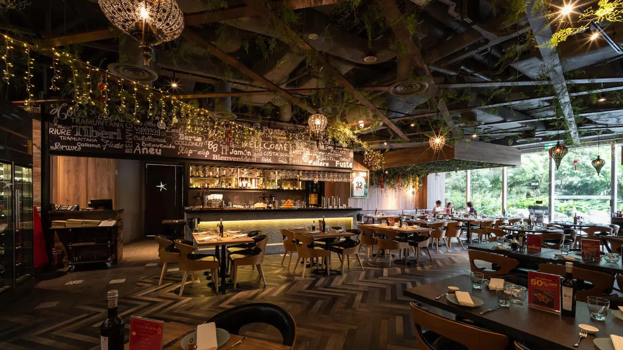 La Cala, Singapore, 