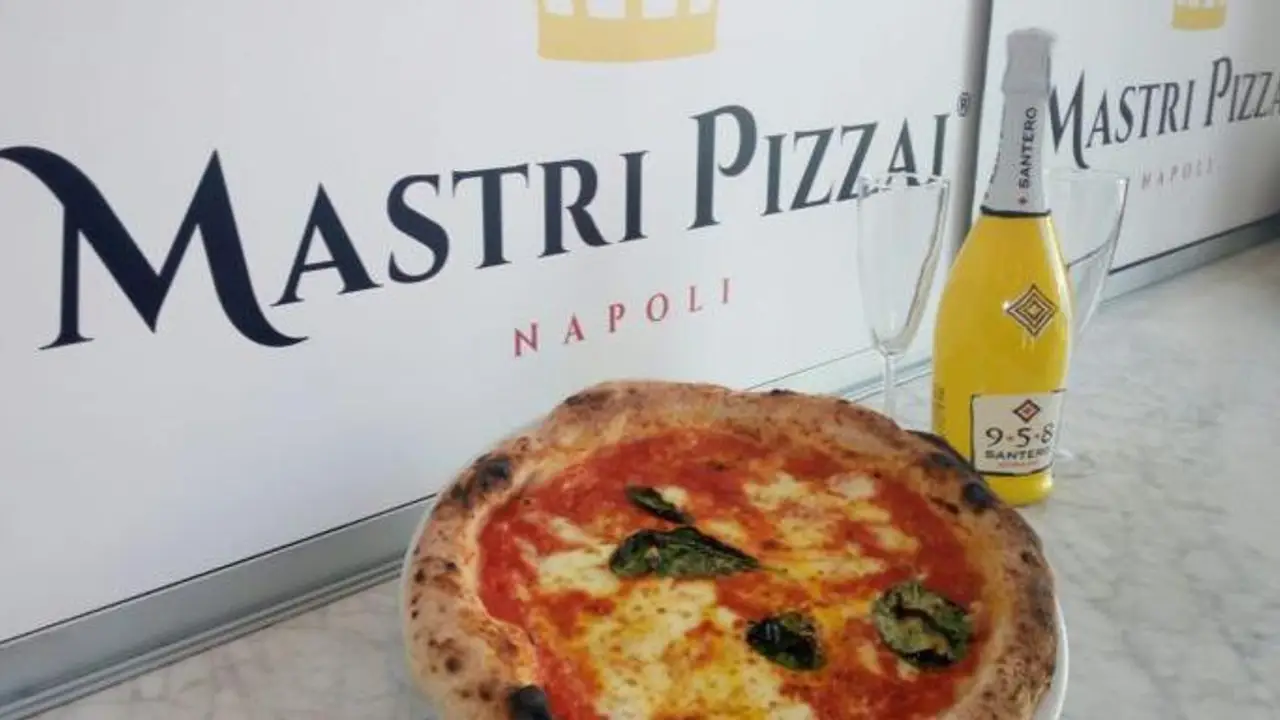 Mastri Pizzai, Naples, CM