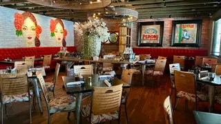 A photo of F&D Woodfired Italian Kitchen - Hourglass District restaurant