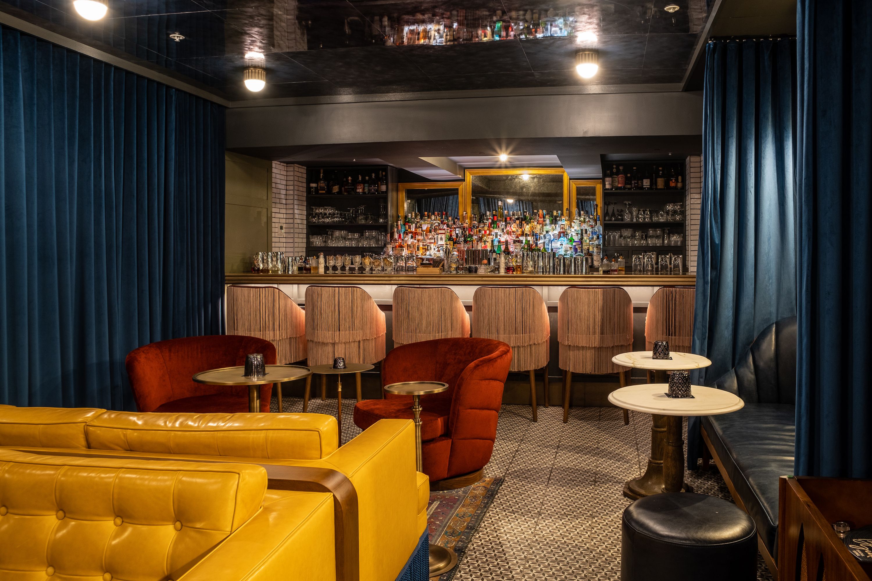 B-Side Cocktail Lounge