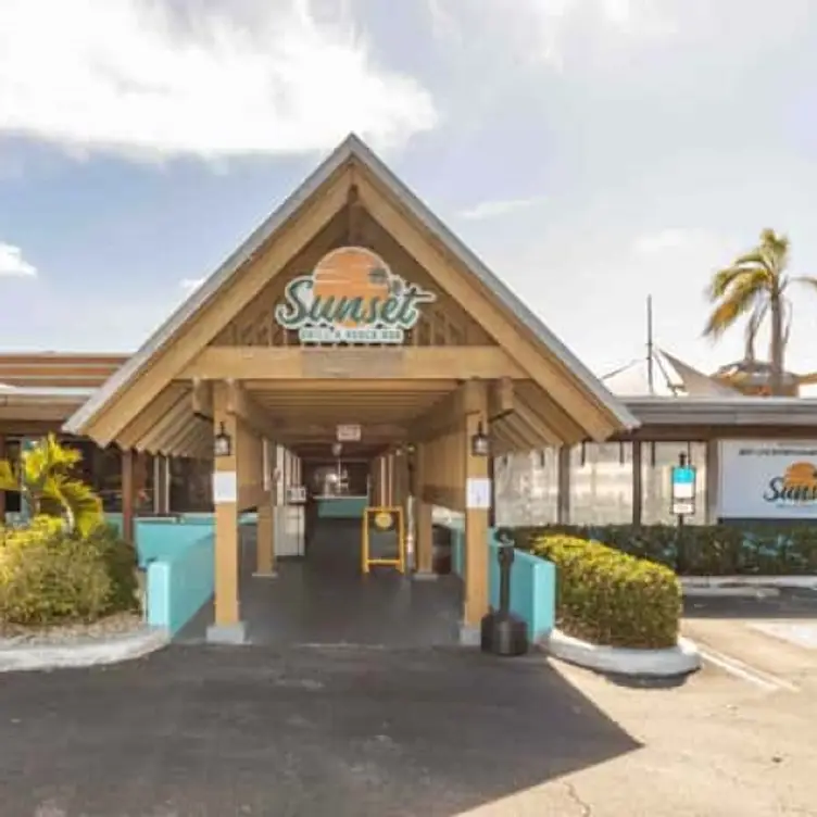 Sunset Bar Grill at Little Harbor Restaurant Ruskin, FL