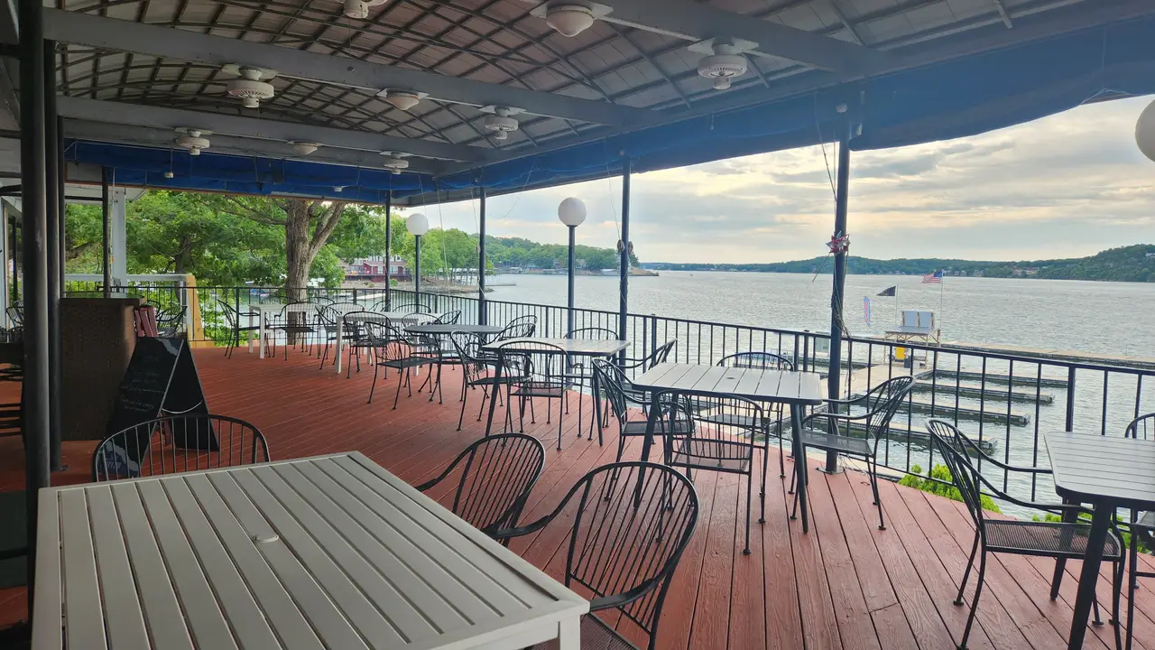 The Bend @ The Duck, Lake Ozark, MO