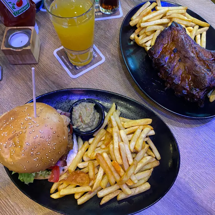 BUTTERSHAKER, Düsseldorf, NW