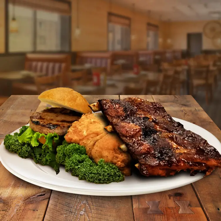 The Frontier BBQ and Smokehouse, Niagara Falls, ON