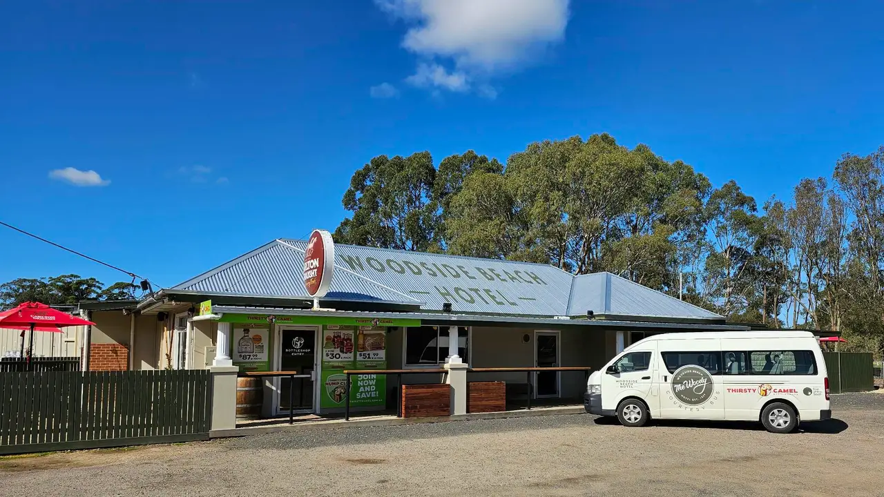 Woodside Beach Hotel, Woodside, AU-VIC