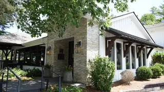 Una foto del restaurante The Stubborn Bull at Mill Creek