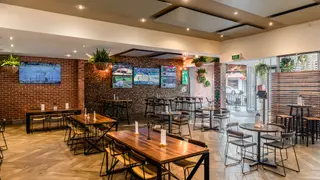 Una foto del restaurante Sir Henry Barkly Hotel