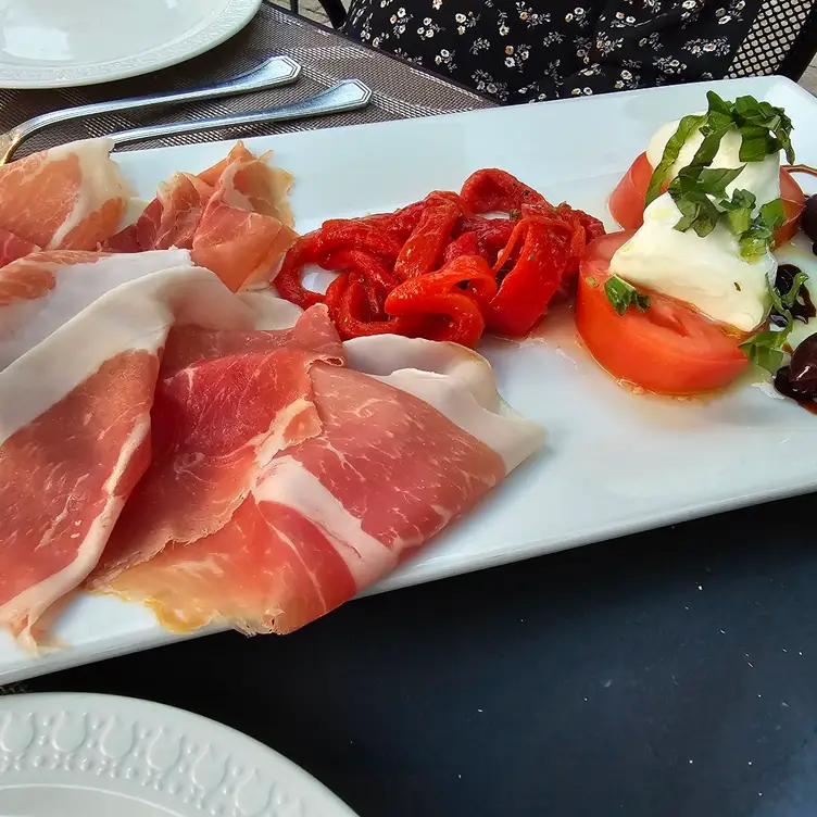Dante Ristorante, Great Falls, VA