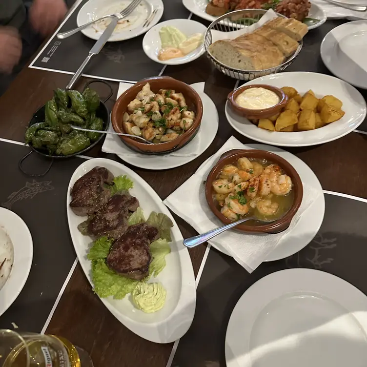 Pelayo, Essen, NW