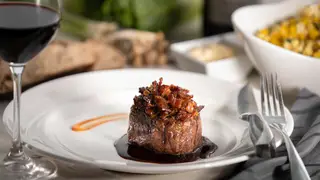 Una foto del restaurante Ruthie's Steak & Seafood at Walker's Bluff Casino Resort