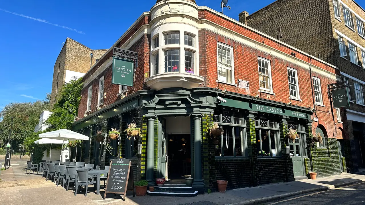 Classic backstreet pub with an exceptional menu - The Easton Pub & Kitchen, London, Greater London